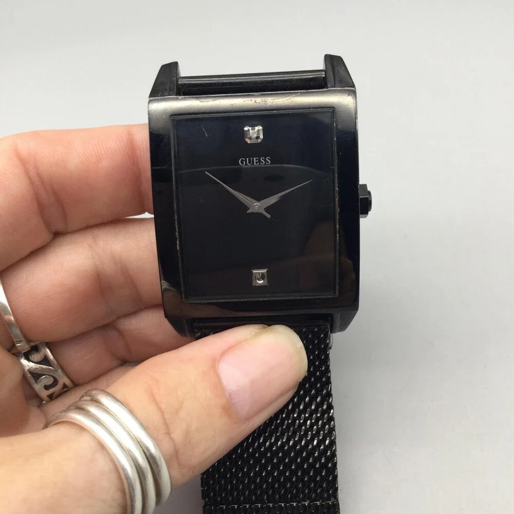 Guess U0298G1 Mens Watch 36mm Black Dial Black Steel Bracelet New Battery 7.25